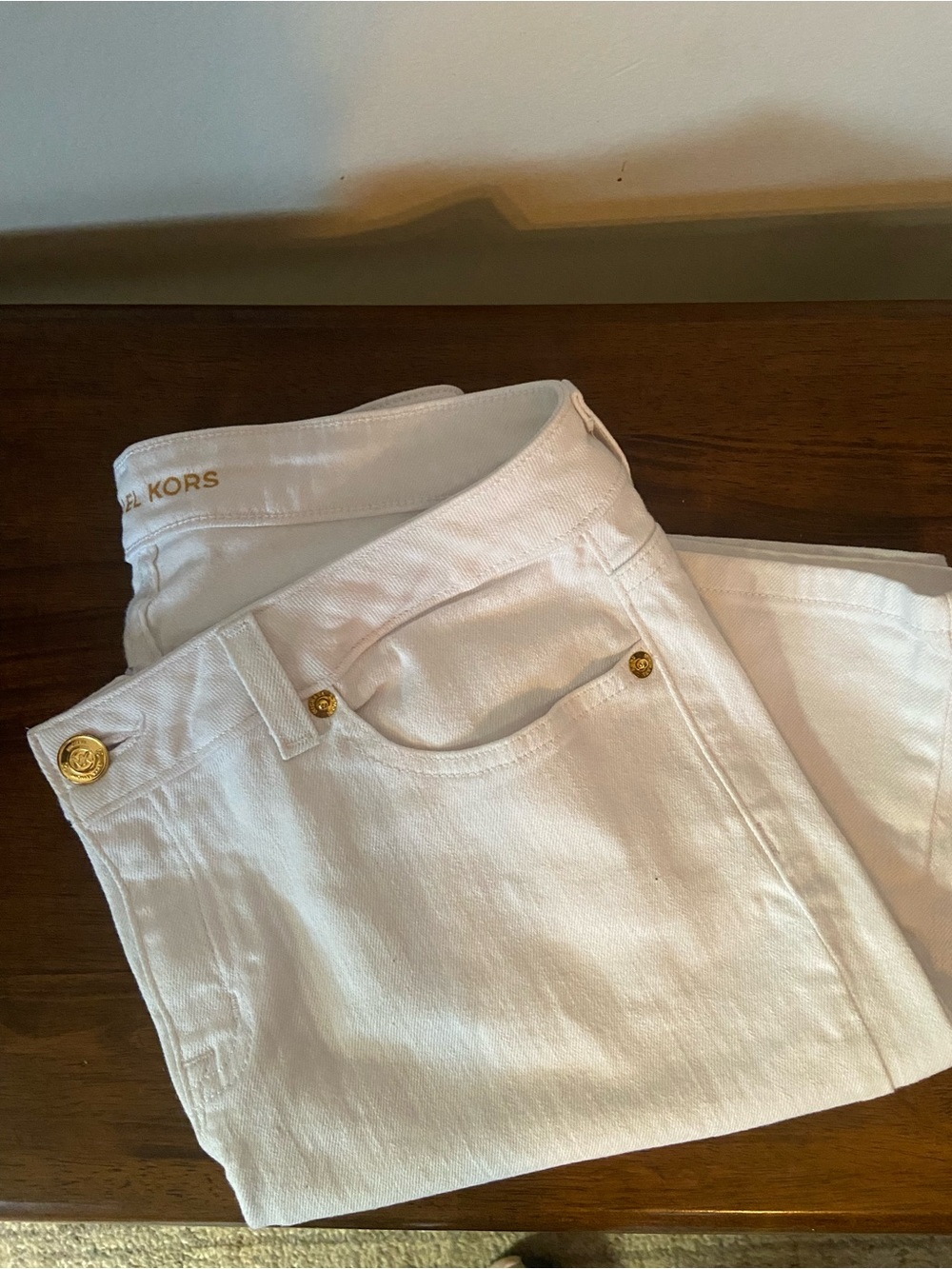 Michael Kors White Skinny Jeans shorts with Gold Hardware
